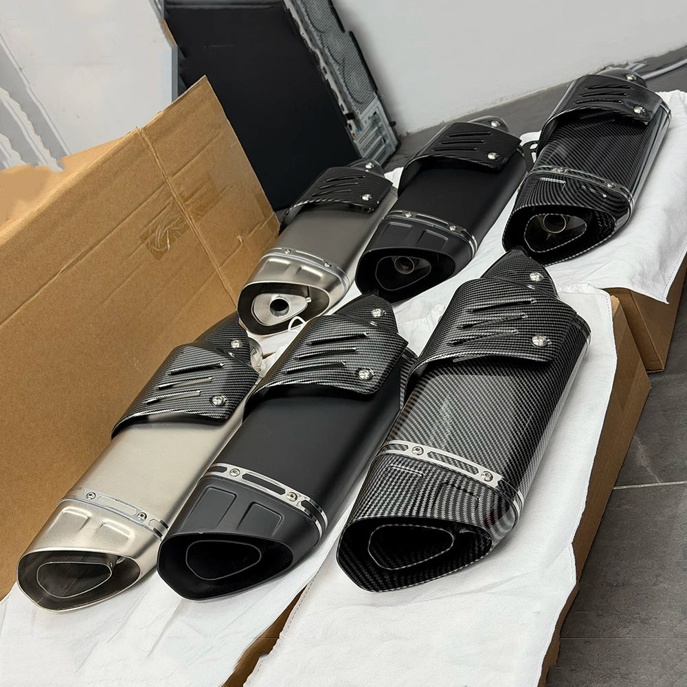 Escapamentos universais de fábrica para motocicletas