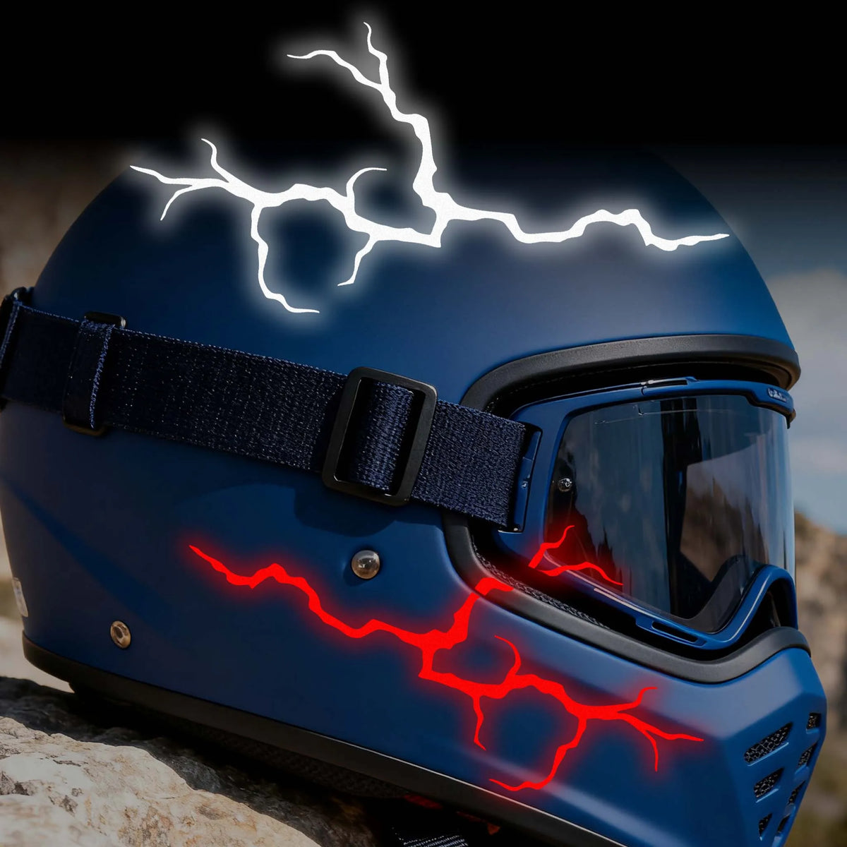 2 Adesivos Refletivos para Capacete de Moto, Impermeáveis, para Tanque de Combustível de Moto, Decalques de Vinil Autoadesivos para Modificação DIY