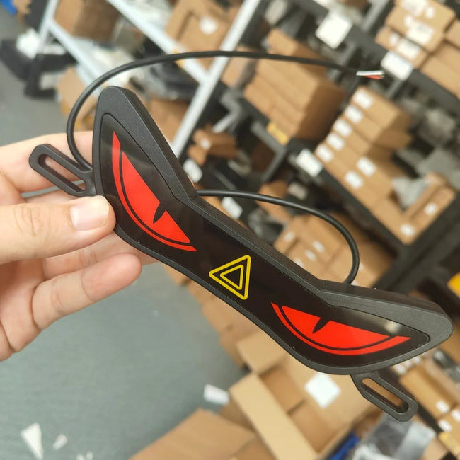 Luz LED Multifuncional à Prova d'Água, Luzes Coloridas, Decoração Modificada para Motocicletas, Luz Traseira Universal para Placa de Motocicleta