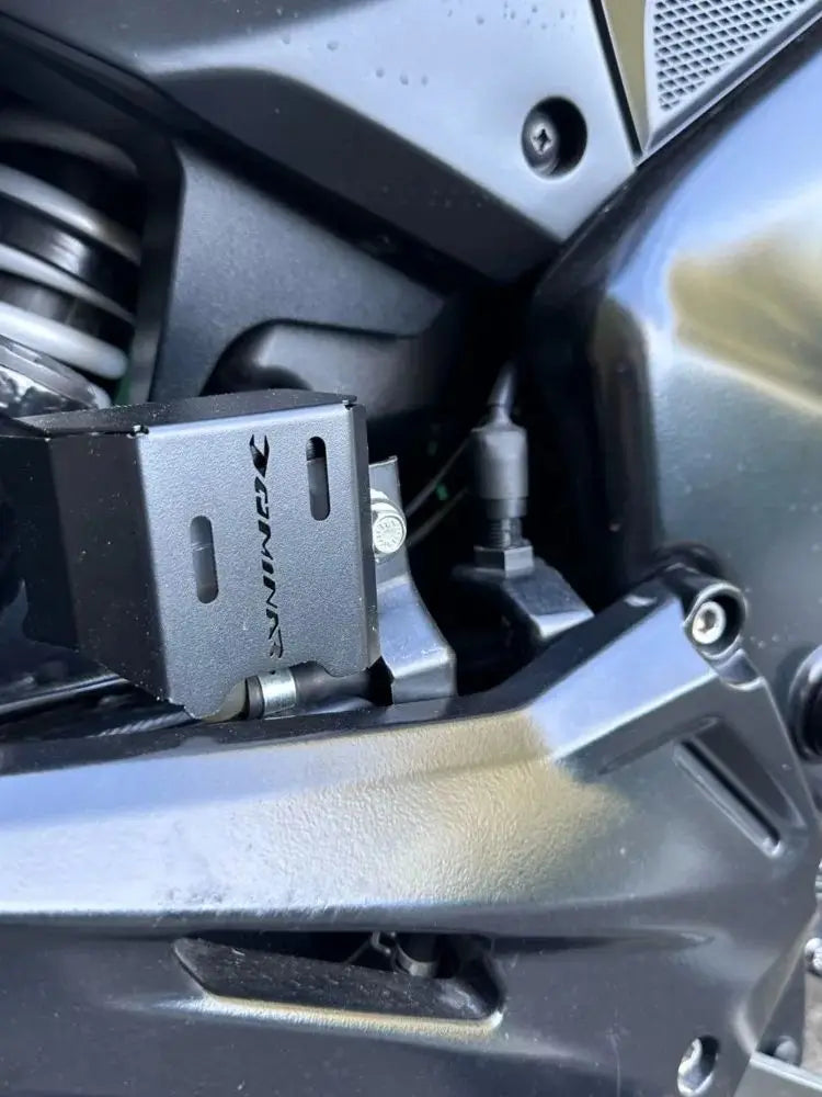 2023 motocicleta para bajaj dominar 250 400 dominar250 dominar400 todos os anos dianteiro traseiro tampa do reservatório de fluido guarda tampa de óleo 2021 2022