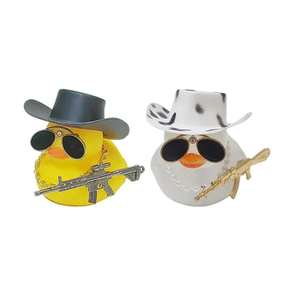 Chapéu de cowboy patos na moda painel do carro decoração pato de borracha escritório decoração do carro ornamento pato preto com óculos de sol colar