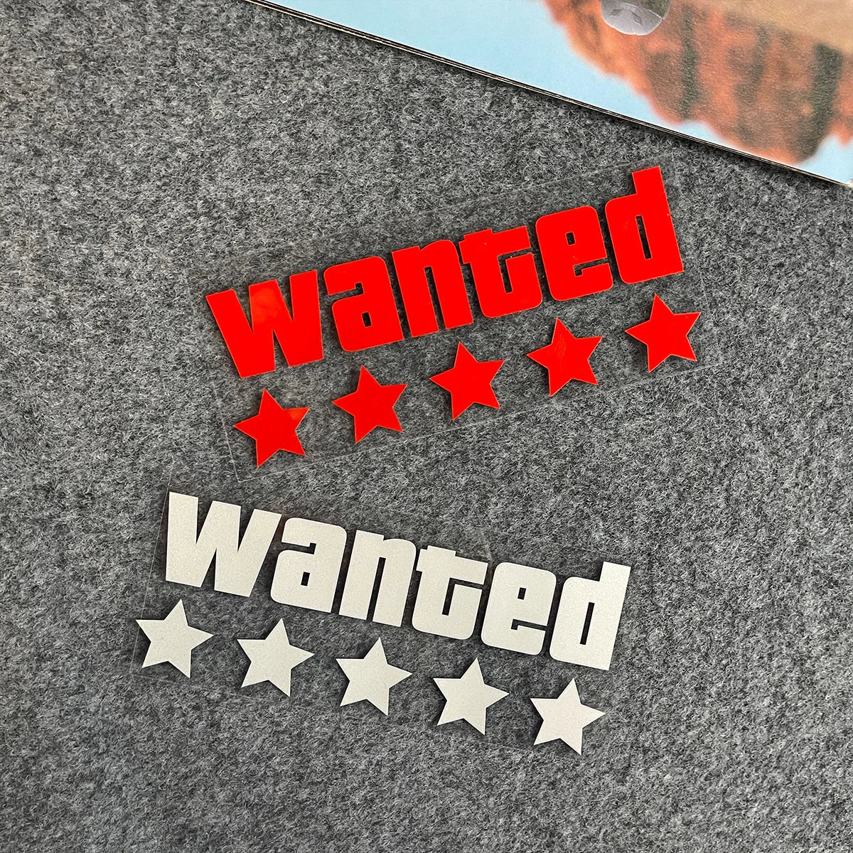 Adesivo de Vinil Impermeável para Motocicleta WANTED - Decoração Adaptável para Moto, Carroceria e Capacete